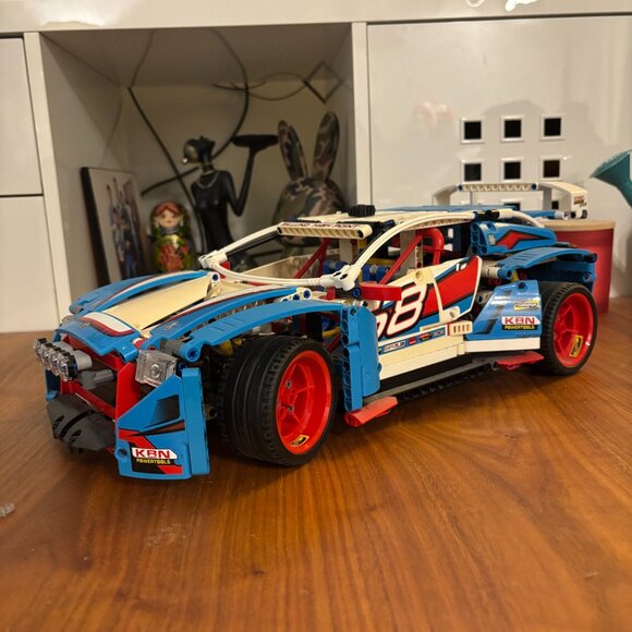 Lego technic rally car 42077 - Picture 3 of 4